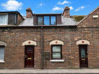 2 Hibernian Buildings, Albert Road, Blackrock, Co. Cork