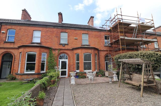 5 Lansdowne Terrace, Ennis Road, North Circular Road, Co. Limerick - Click to view photos