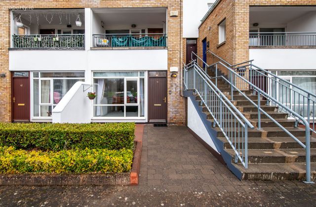 50 Waterville Terrace, Waterville, Ballycoolin, Dublin 15 - Click to view photos