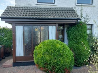 15 Mc Intosh Park, Dun Laoghaire, Co. Dublin, Cabinteely, Dublin 18