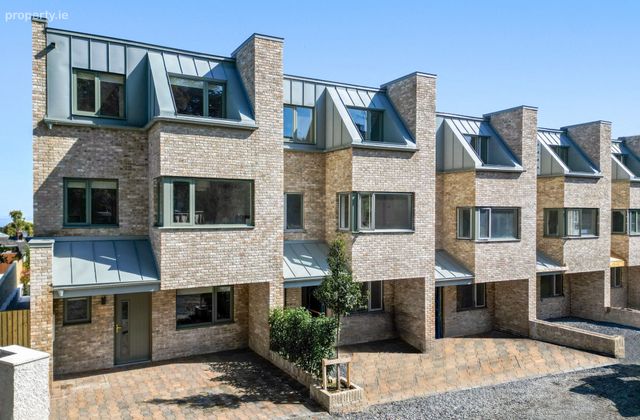 Fortal, Fortal, Killiney Road, Dalkey, Co. Dublin, Dalkey, Co. Dublin - Click to view photos