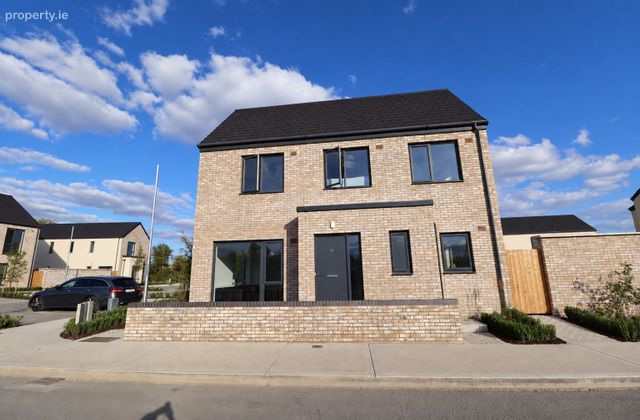 Kennan View, Luttrellstown Gate, Dublin 15 - Click to view photos