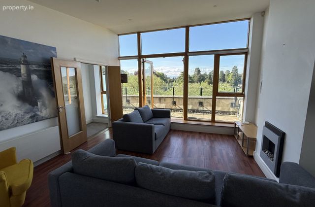 Addison Drive, Addison Park, Glasnevin, Dublin 11 - Click to view photos