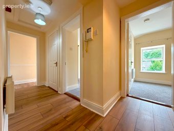10 Fairfield Court, Montree Row, Athlone, Co. Westmeath - Image 5