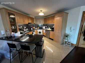 Apartment 8, D&uacute;n &Oacute;r&aacute;n, Oranhill Road, Oranhill, Oranhill, Co. Galway - Image 4