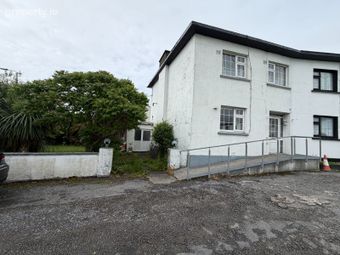 1 The Crescent, Ennistymon Road, Miltown Malbay, Co. Clare