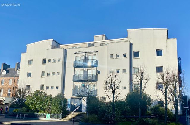 Apartment 23, Block A, South Terrace Court, Cork City Centre, Co. Cork - Click to view photos