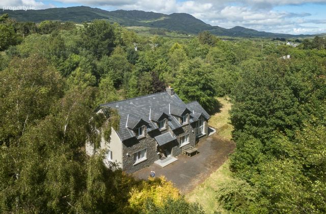 Faha East, Adrigole, Adrigole, Co. Cork - Click to view photos