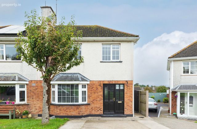 4 Crestfield, Youghal, Youghal, Co. Cork - Click to view photos
