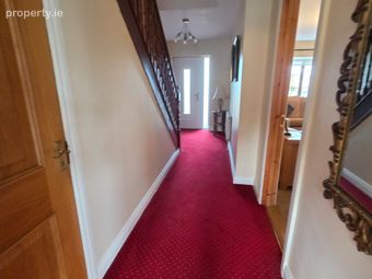 6 Galtee View, Farranlahassery, Cahir, Co. Tipperary - Image 3