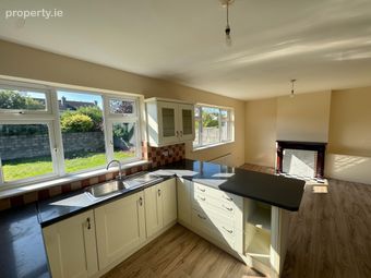 4 Willow Green, Athlone, Athlone, Co. Westmeath - Image 4