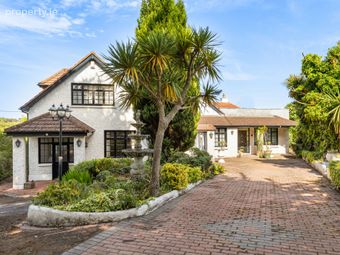 Hinchogue Cottage, Golf Lane, Carrickmines, Dublin 18, Carrickmines, Dublin 18