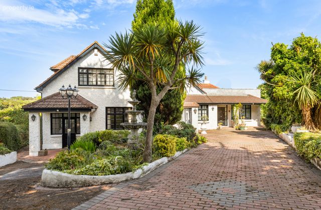 Hinchogue Cottage, Golf Lane, Carrickmines, Dublin 18, Carrickmines, Dublin 18 - Click to view photos