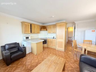 Apartment 3, 94 College Road, Bohermore, Co. Galway - Image 2