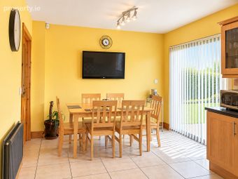 16 Church Fields, Clonlara, Clonlara, Co. Clare - Image 4