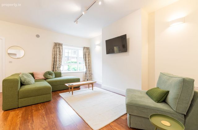 Simmons Court, Dublin 4, Donnybrook, Dublin 4 - Click to view photos