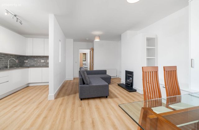 42 Eaglewood, Rochestown Avenue, Dun Laoghaire, Co. Dublin, Dun Laoghaire, Co. Dublin - Click to view photos