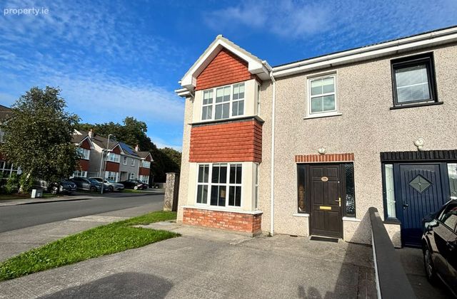 32 Dun Eoin Meadows, Carrigaline, Carrigaline, Co. Cork - Click to view photos
