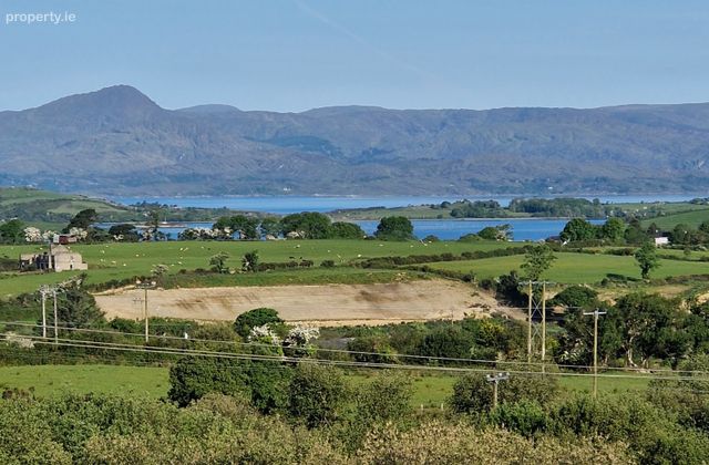 Caherdaniel East, Bantry, Co. Cork - Click to view photos