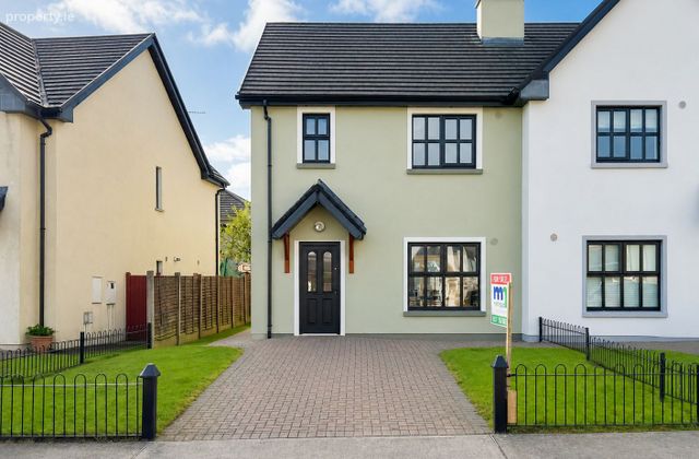 26 Cois Na Habhainn, Station Road, Moate, Co. Westmeath - Click to view photos