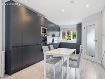 85 Merrion Park, Blackrock, Booterstown, Co. Dublin - Image 4