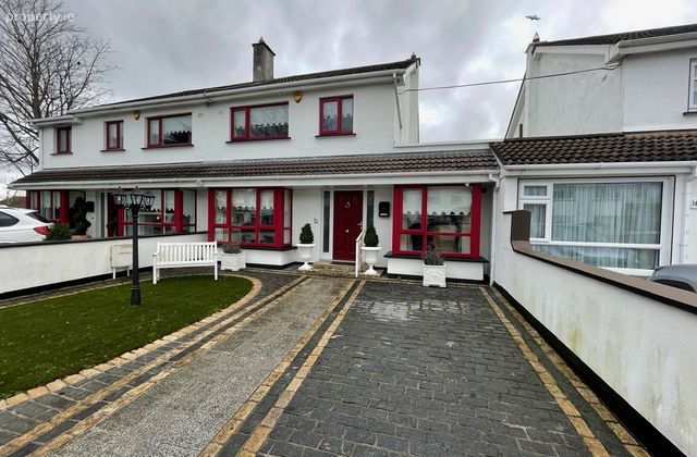 Saint Kevins, 184 Ardilaun, Portmarnock, Co. Dublin - Click to view photos
