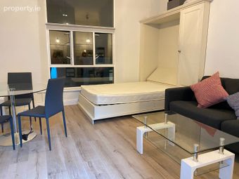 Studio Apartment, Auron Court, Dublin 2 - Image 2