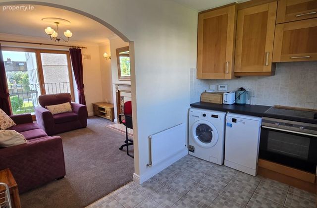 Apartment 122, Seapark, Clontarf, Dublin 3 - Click to view photos
