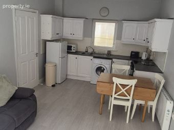 Irwin Court, B&oacute;thar Irwin, Galway, Woodquay, Co. Galway - Image 2