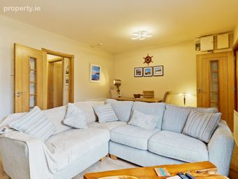 10 Park Glen, Grangerath, Drogheda, Co. Meath - Image 2