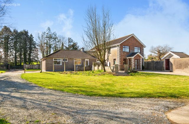 Knockmore, Caim, Enniscorthy, Co. Wexford, Clonroche, Co. Wexford - Click to view photos