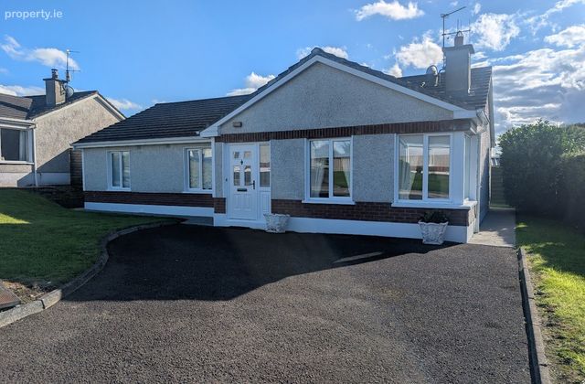9 Derg Manor, Dromineer, Nenagh, Co Tipperary, Dromineer, Co. Tipperary - Click to view photos