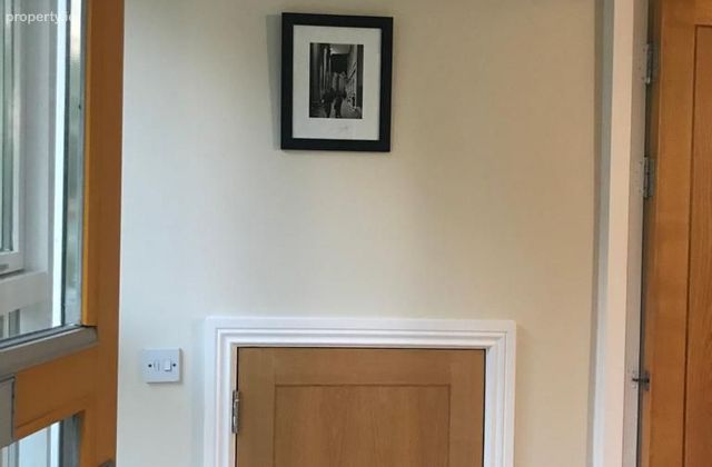51 All Hallows Square, Dublin 9, Drumcondra, Dublin 9 - Click to view photos