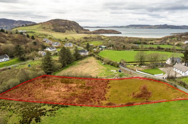 Tonduff, Linsfort, Buncrana, Co Donegal, Buncrana, Co. Donegal - Click to view photos