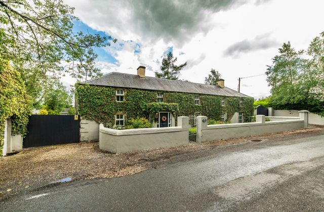 Woodbrook House, Kilmurray, Clane, Co. Kildare, Mainham, Co. Kildare - Click to view photos
