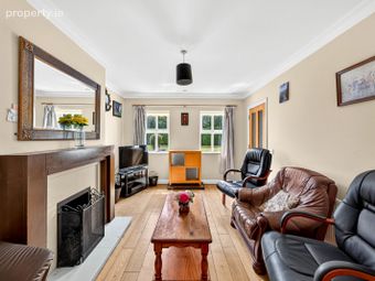 16 Cnoc Na S&iacute;, Saint Bridget's Road, Portumna, Portumna, Co. Galway - Image 5