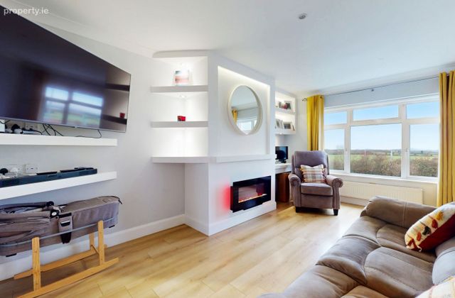 4 Broadfield Close, Broadfield Manor, Rathcoole, Co. Dublin - Click to view photos