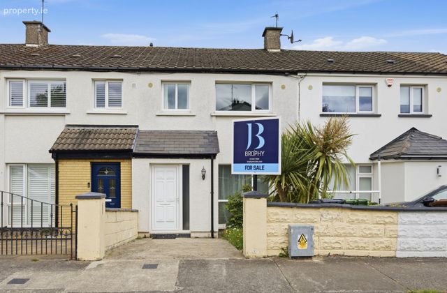 19 Oaklands Park, Swords, Swords, Co. Dublin - Click to view photos