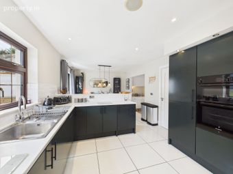 20 College Court, Ballytruckle, Waterford City Centre, Co. Waterford - Image 2