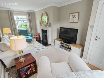 105 O'rourke Park, Sallynoggin, Co. Dublin - Image 5