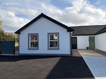 6 Bridgets Court, Longford Road, Drumlish, Co. Longford