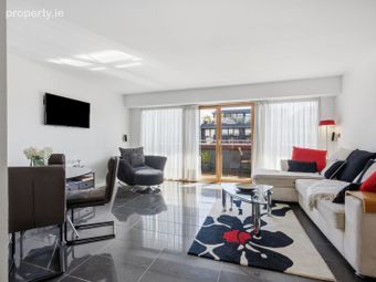 38 Forbes Quay Apartments, Grand Canal Dock, Dublin 2 - Image 3