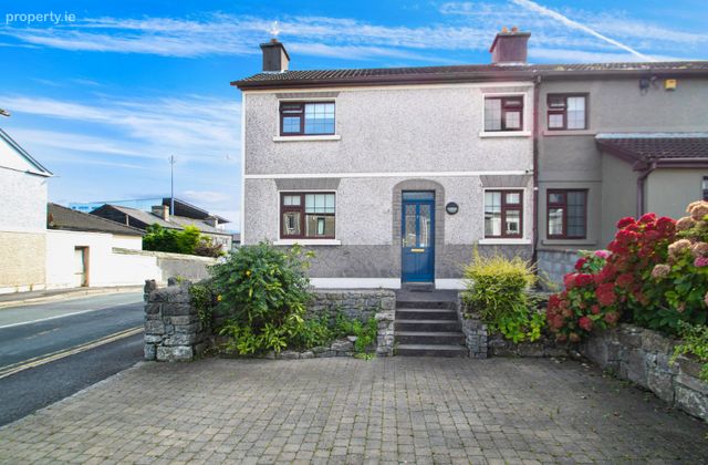 6 Connolly Terrace, Bohermore, Galway City, Galway City Centre, Co. Galway - Click to view photos