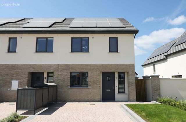 The Poplar, Athlone, Co. Westmeath - Click to view photos