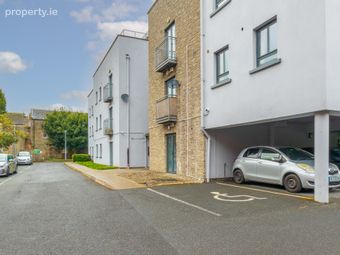 12 Nicholas Court, Dundalk, Co. Louth, Dundalk, Co. Louth - Image 2