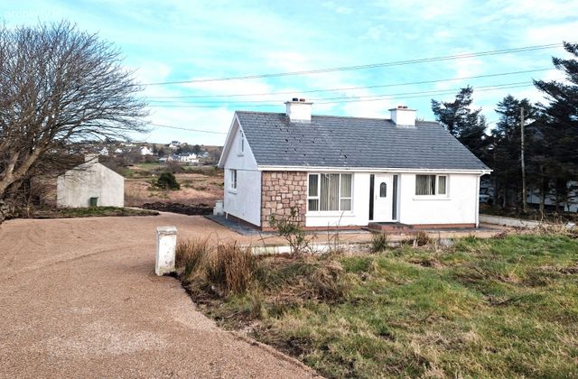 Cotteen, Derrybeg, Derrybeg, Co. Donegal - Click to view photos