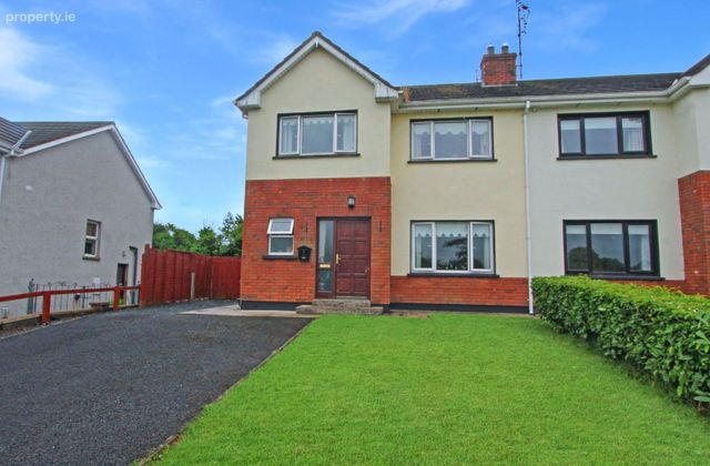 4 Lakeview Heights, Ballybay, Co. Monaghan - Click to view photos