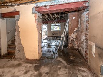 16 Thomas Terrace, Saint Thomas Street, Dungarvan, Co. Waterford - Image 3
