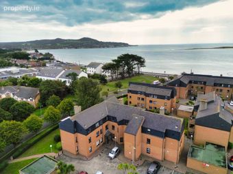 Apt 30 Radcliffe, Sutton, Dublin 13 - Image 2