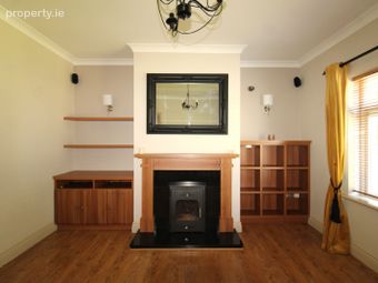 25 Deerpark, Crossmolina, Crossmolina, Co. Mayo - Image 3